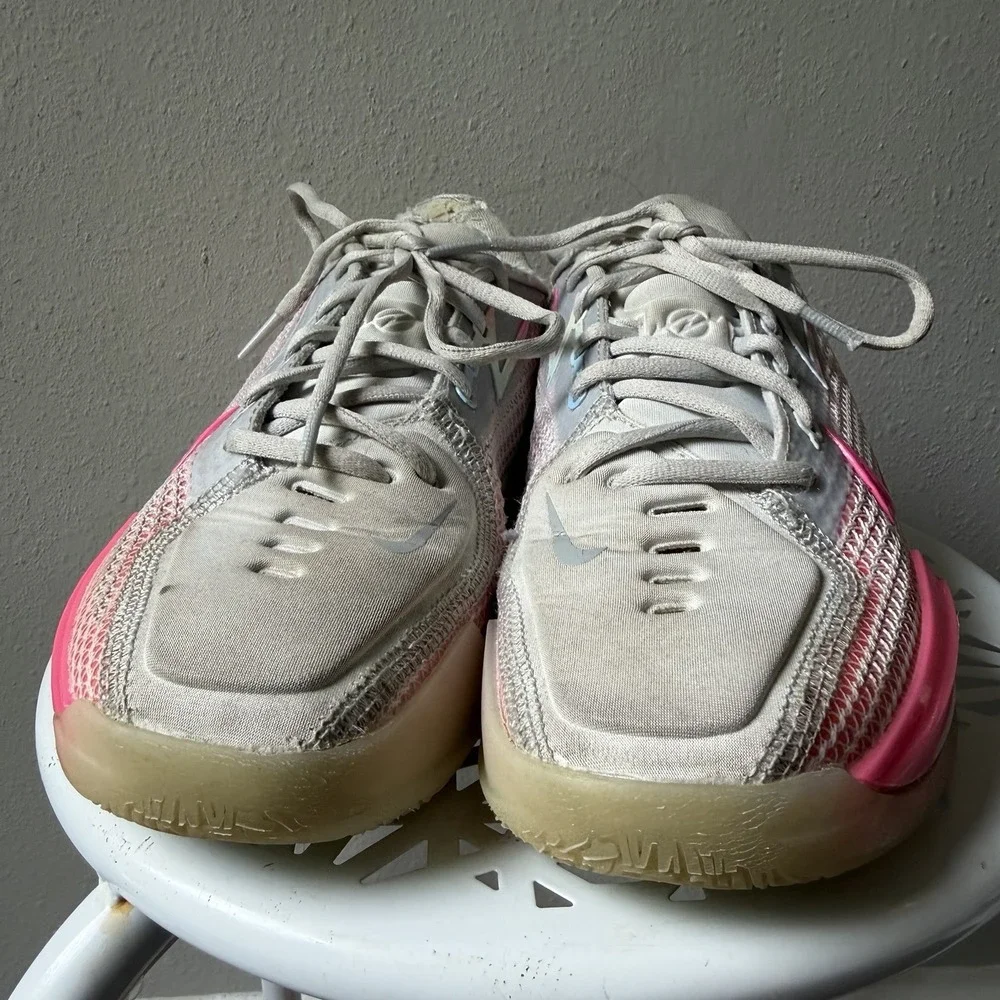 Think Pink Nike Air Zoom GT Cut Men's Size 7 CZ0175-008